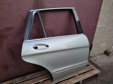 Дверь задняя правая MERCEDES-BENZ R-класс W251 (2005 - 2007) — Разборка Мерседес