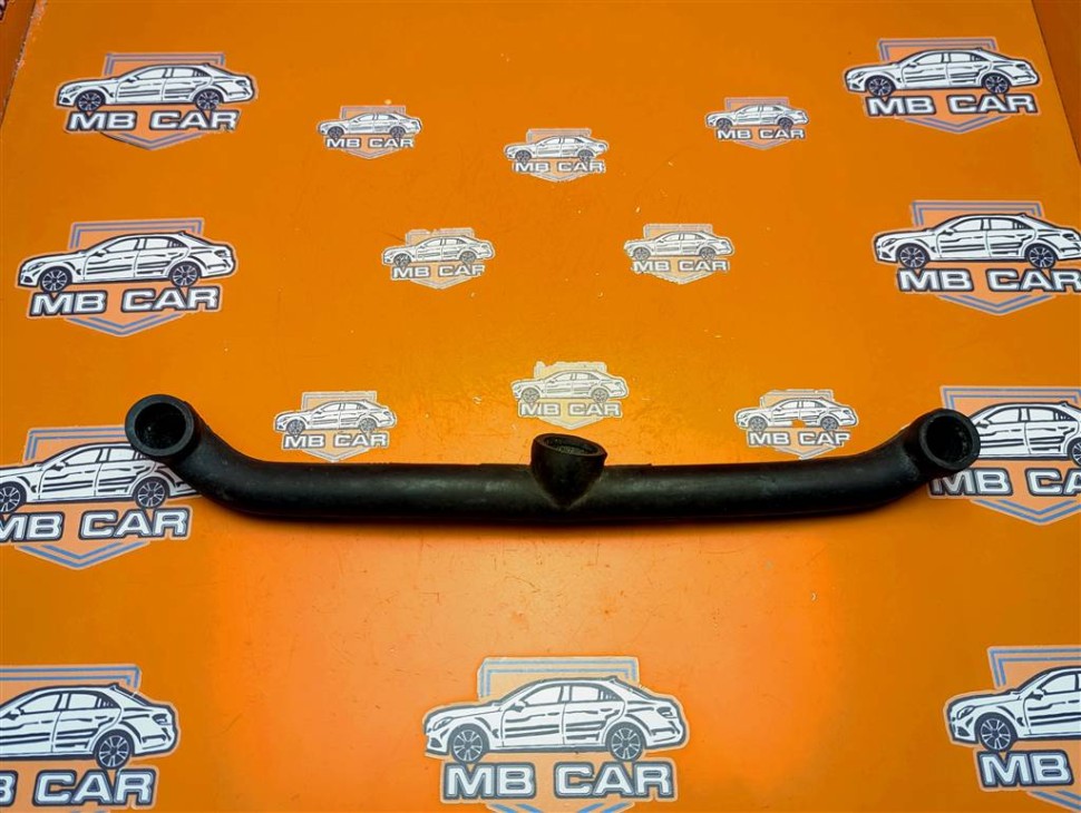 Трубка вентиляции картерных газов MERCEDES-BENZ E-класс W210/S210 (1995 - 1999) фото 1 — Разборка Мерседес