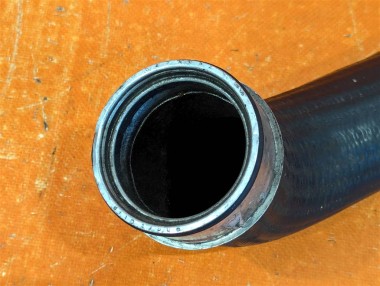 Патрубок интеркулера MERCEDES-BENZ E-класс W211/S211 (2002 - 2006) — Разборка Мерседес