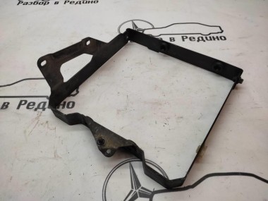 Кронштейн радиатора MERCEDES-BENZ E-класс AMG W211/S211 (2002 - 2006) — Разборка Мерседес