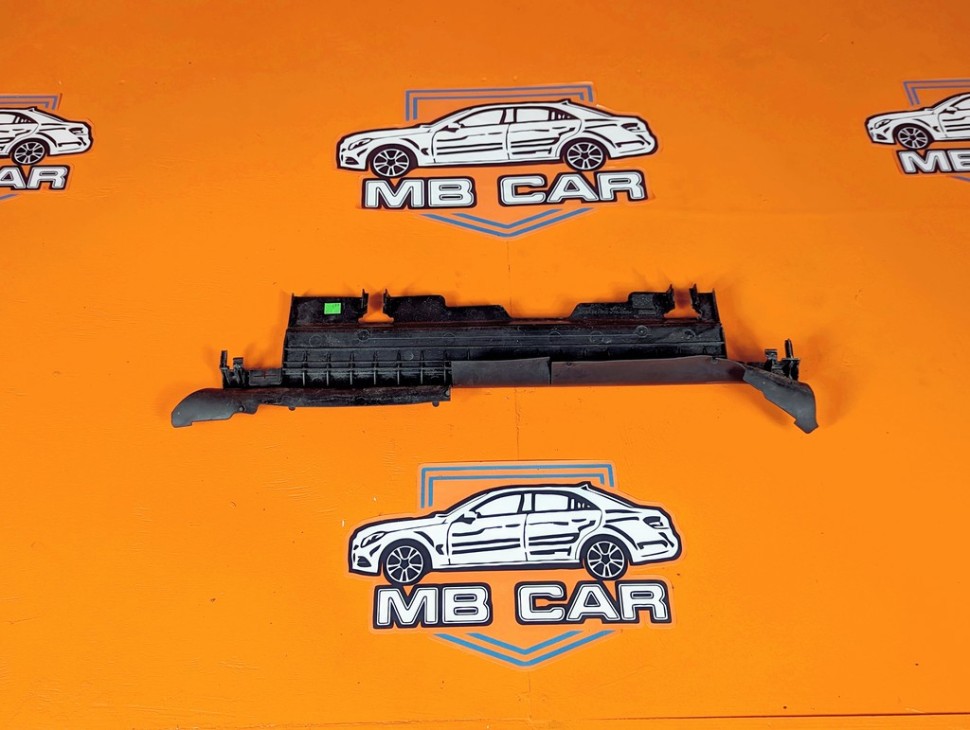 Кожух радиатора MERCEDES-BENZ GLC-класс X253 рестайлинг (2019 - 2025) фото 1 &mdash; Разборка Мерседес