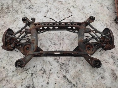 Подрамник задний MERCEDES-BENZ S-класс W140 (1991 - 1998) — Разборка Мерседес