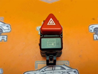 Кнопка аварийной сигнализации MERCEDES-BENZ A-класс W168 рестайлинг (2001 - 2004) — Разборка Мерседес