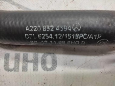 Патрубок ОЖ MERCEDES-BENZ S-класс W220 (1998 - 2005) — Разборка Мерседес