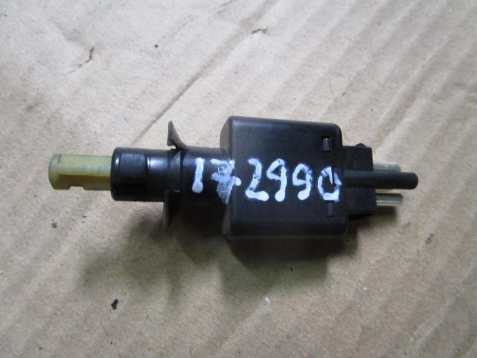 Выключатель стоп-сигнала MERCEDES-BENZ SL-класс R129 рестайлинг (1995 - 1998) фото 1 — Разборка Мерседес