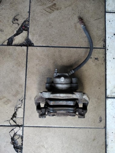 Суппорт задний левый MERCEDES-BENZ E-класс W211/S211 (2002 - 2006) — Разборка Мерседес