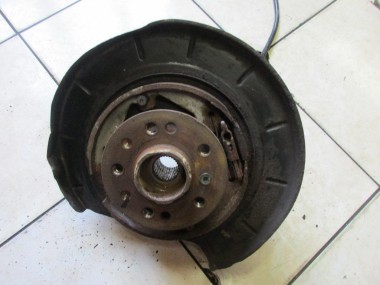 Кулак подвески задний левый MERCEDES-BENZ R-класс W251 (2005 - 2007) — Разборка Мерседес