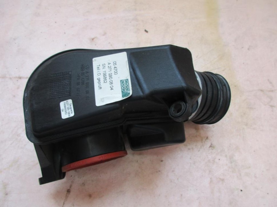 Резонатор воздушного фильтра MERCEDES-BENZ C-класс W203/S203/CL203 рестайлинг (2004 - 2008) фото 1 — Разборка Мерседес