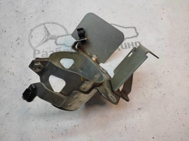 Кронштейн топливного фильтра MERCEDES-BENZ X-класс I (2017 - 2020) — Разборка Мерседес