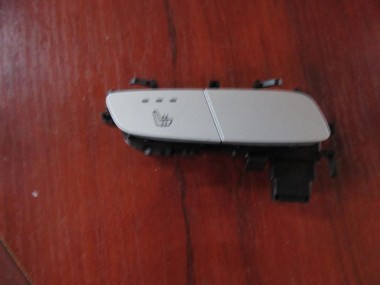 Кнопка обогрева сидений MERCEDES-BENZ GLC-класс X253 (2015 - 2019) — Разборка Мерседес