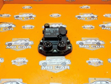 Коммутатор зажигания MERCEDES-BENZ E-класс W124/S124/C124/A124 (1984 - 1997) — Разборка Мерседес