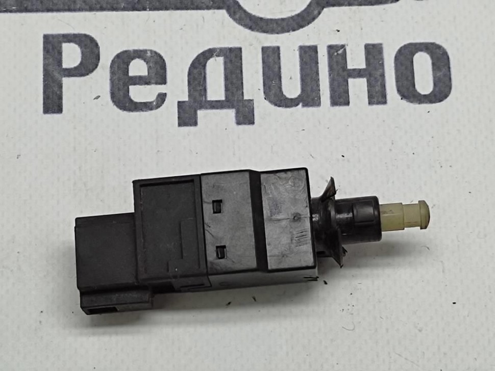 Выключатель стоп-сигнала MERCEDES-BENZ E-класс W211/S211 (2002 - 2006) фото 1 — Разборка Мерседес