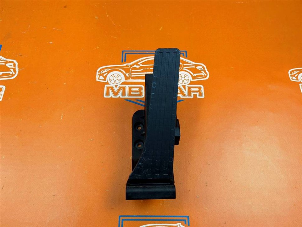 Педаль газа электронная MERCEDES-BENZ C-класс W204/S204/С204 рестайлинг (2011 - 2015) фото 1 — Разборка Мерседес