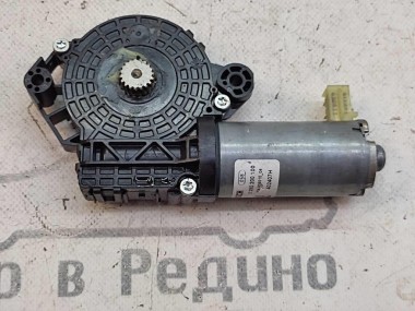 Моторчик шторки панарамной крыши MERCEDES-BENZ GLC-класс AMG X253 (2016 - 2019) — Разборка Мерседес