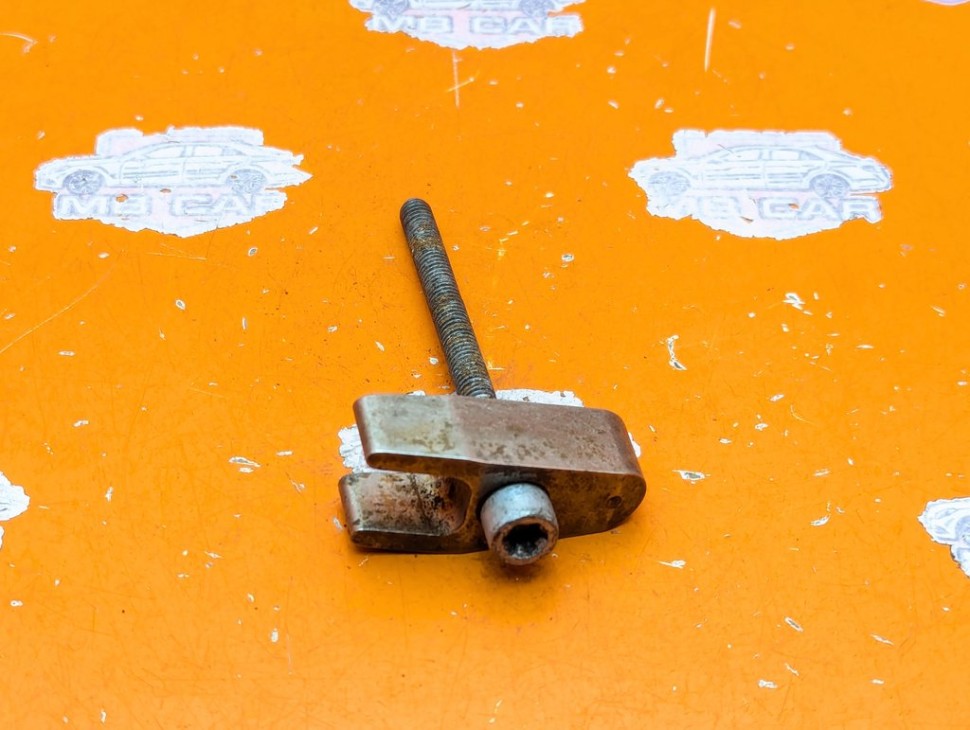 Кронштейн крепления форсунок MERCEDES-BENZ M-класс W164 (2005 - 2008) фото 1 &mdash; Разборка Мерседес