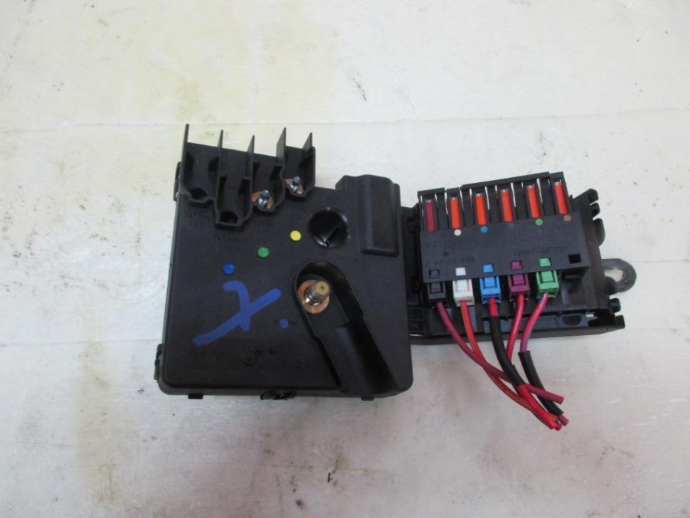 Блок предохранителей MERCEDES-BENZ E-класс W211/S211 рестайлинг (2006 - 2009) фото 1 — Разборка Мерседес