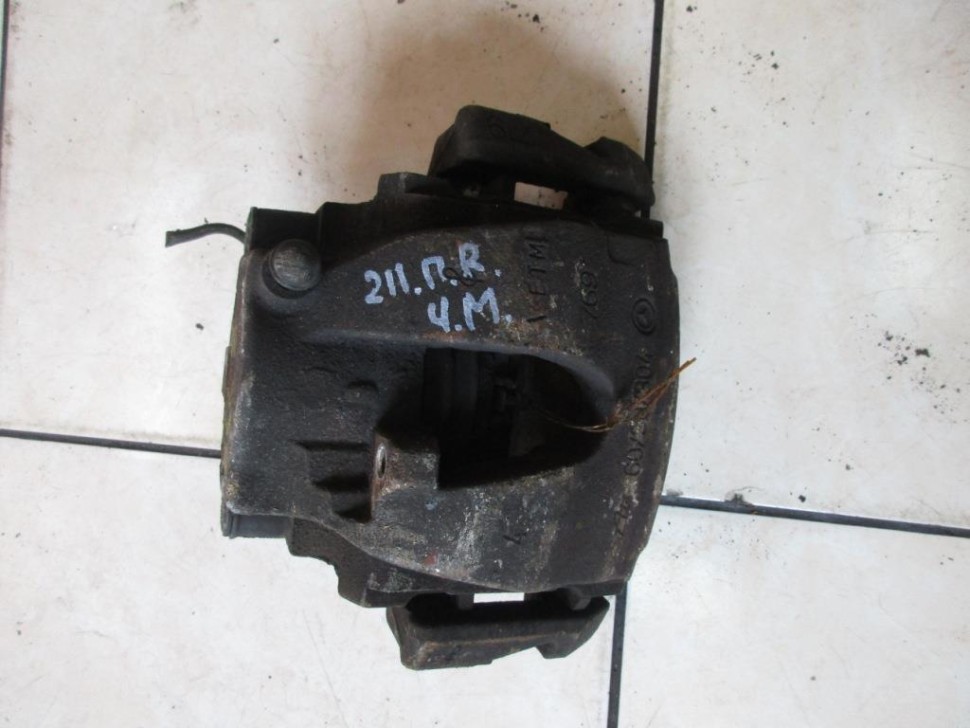 Суппорт передний правый MERCEDES-BENZ E-класс W211/S211 (2002 - 2006) фото 1 — Разборка Мерседес