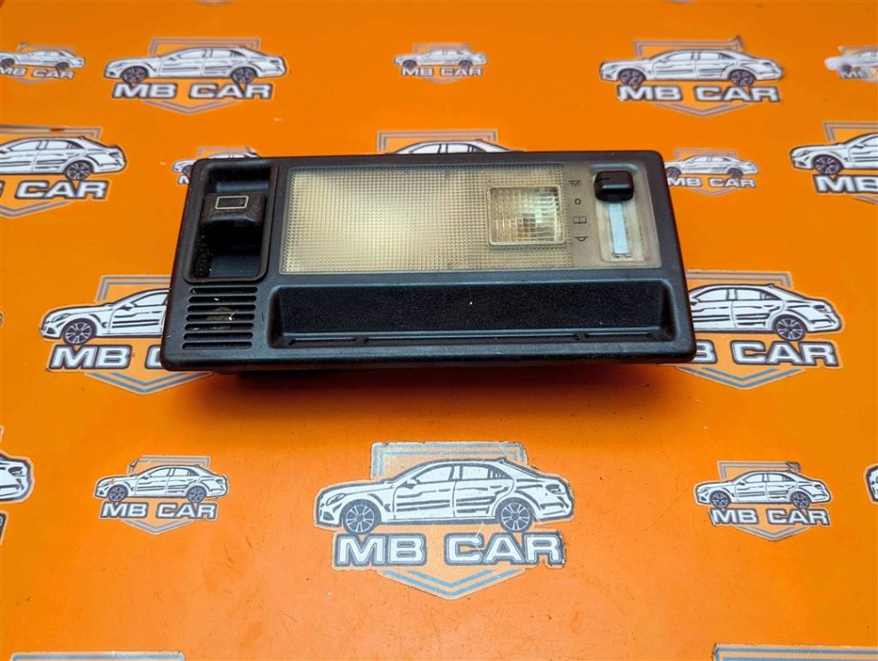 Плафон салона MERCEDES-BENZ W124 W124/S124/C124/A124 (1984 - 1993) фото 1 — Разборка Мерседес