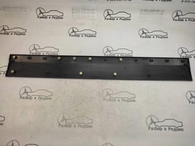 Молдинг двери MERCEDES-BENZ Sprinter W906 (2006 - 2019) — Разборка Мерседес