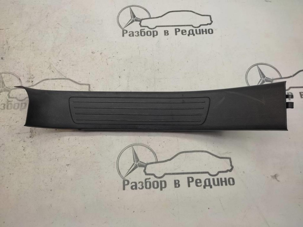 Накладка порога внутренняя MERCEDES-BENZ GLE-класс W166 (2015 - 2018) фото 1 — Разборка Мерседес