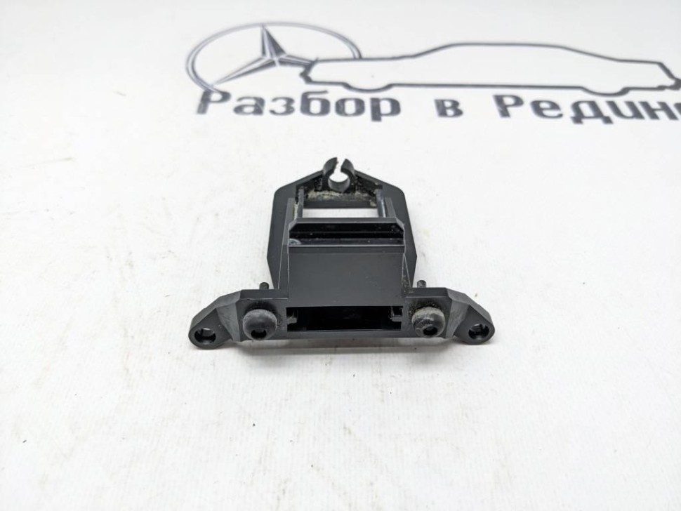 Направляющая MERCEDES-BENZ M-класс W163 (1997 - 2001) фото 1 — Разборка Мерседес