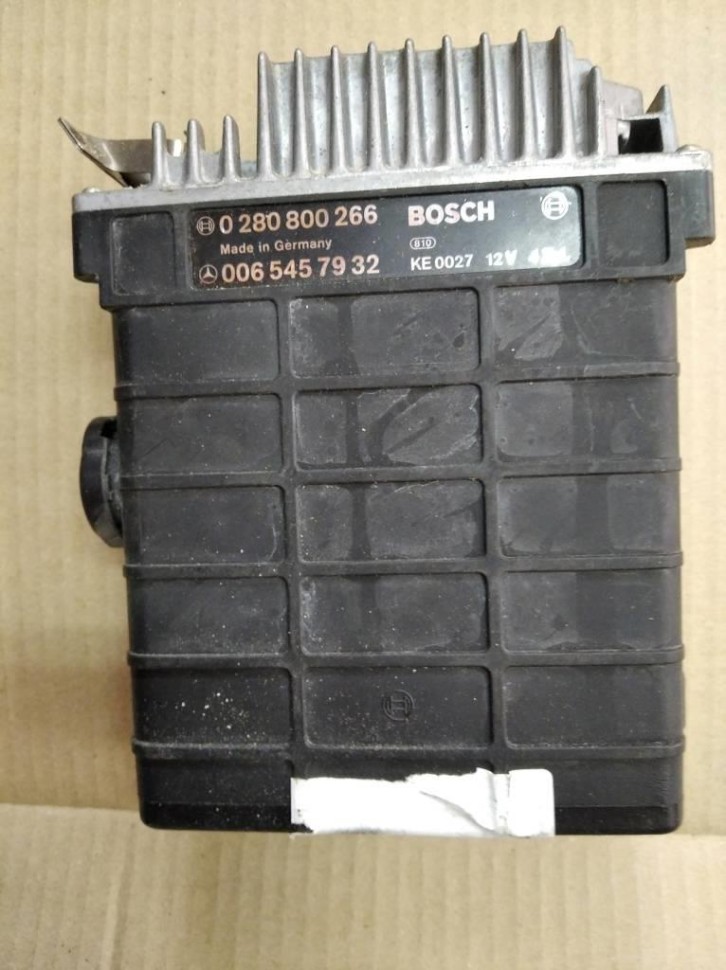 Блок управления двигателем MERCEDES-BENZ W124 W124/S124/C124/A124 (1984 - 1993) фото 1 — Разборка Мерседес