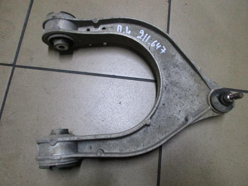 Рычаг передний верхний MERCEDES-BENZ E-класс W211/S211 (2002 - 2006) фото 1 — Разборка Мерседес