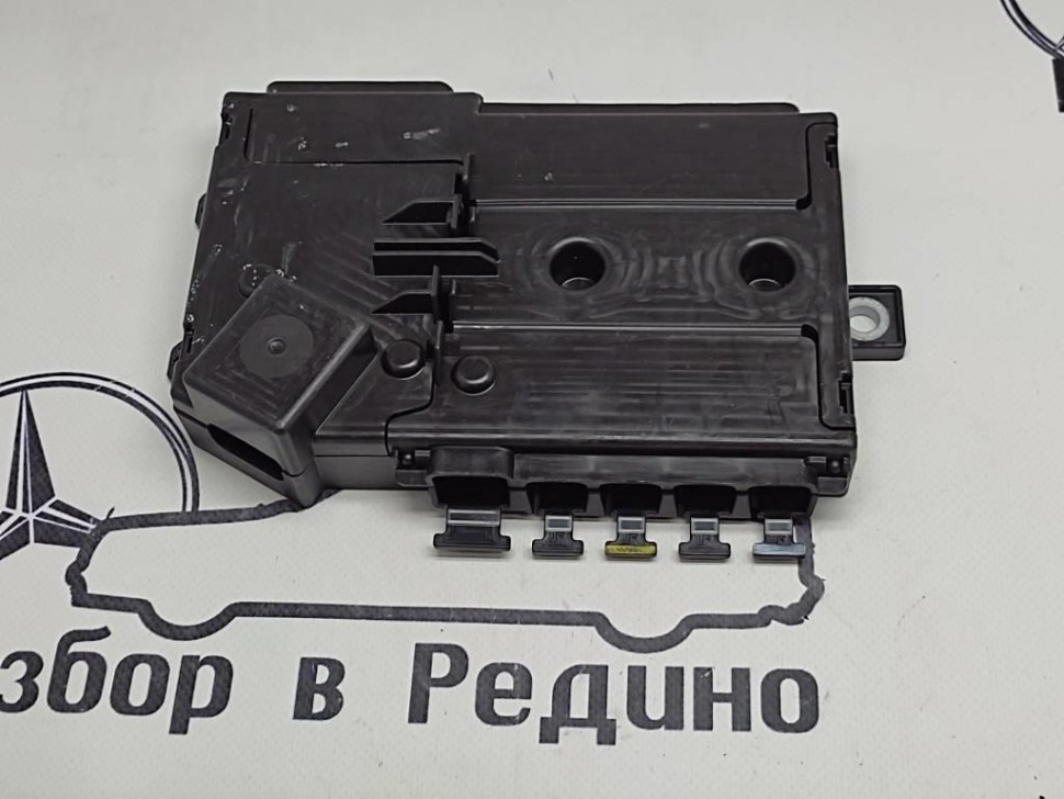 Блок предохранителей MERCEDES-BENZ C-класс W205/S205/C205/A205 рестайлинг (2018 - 2023) фото 1 — Разборка Мерседес