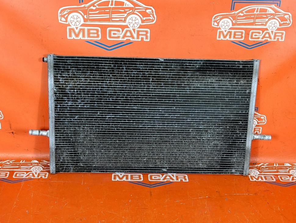 Радиатор дополнительный MERCEDES-BENZ CLA-класс AMG C117/X117 (2013 - 2016) фото 1 &mdash; Разборка Мерседес