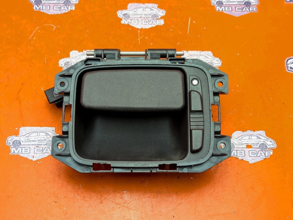 Ручка открытия багажника MERCEDES-BENZ V-класс W639 (2003 - 2014) фото 1 &mdash; Разборка Мерседес
