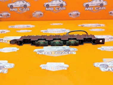 Блок предохранителей MERCEDES-BENZ C-класс W202/S202 (1993 - 1997) &mdash; Разборка Мерседес