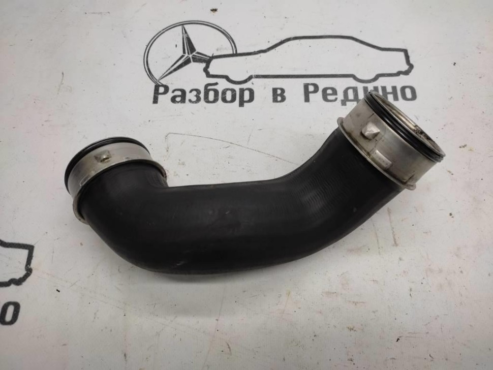 Патрубок интеркулера MERCEDES-BENZ CLK-класс C209/W209 рестайлинг (2005 - 2010) фото 1 — Разборка Мерседес