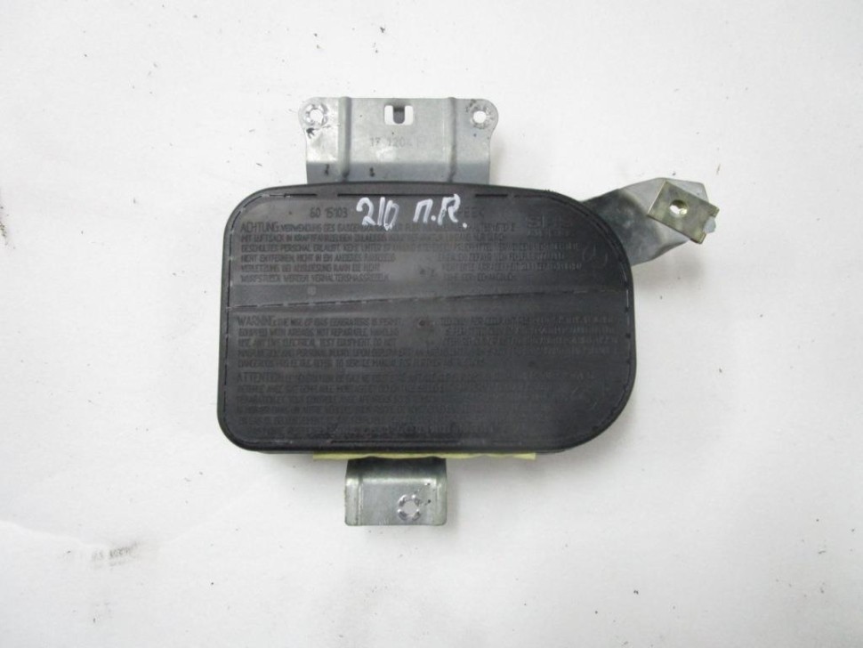 Подушка безопасности дверная MERCEDES-BENZ E-класс W210/S210 рестайлинг (1999 - 2003) фото 1 — Разборка Мерседес