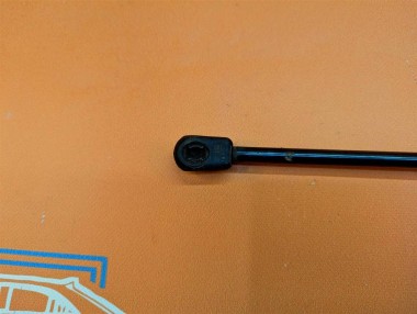 Амортизатор капота MERCEDES-BENZ C-класс W204/S204/С204 рестайлинг (2011 - 2015) — Разборка Мерседес