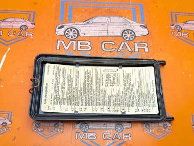 Крышка блока предохранителей MERCEDES-BENZ E-класс W124/S124/C124/A124 (1984 - 1997) E 300 CDI 3.0 AT (136 л.с.) &mdash; Разборка Мерседес
