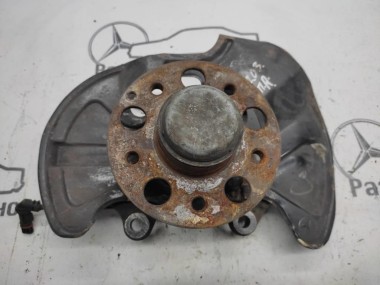 Кулак поворотный передний правый MERCEDES-BENZ C-класс W203/S203/CL203 рестайлинг (2004 - 2008) — Разборка Мерседес