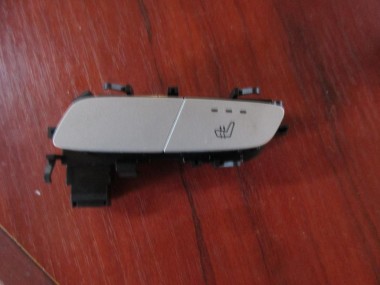 Кнопка обогрева сидений MERCEDES-BENZ GLC-класс X253 (2015 - 2019) — Разборка Мерседес