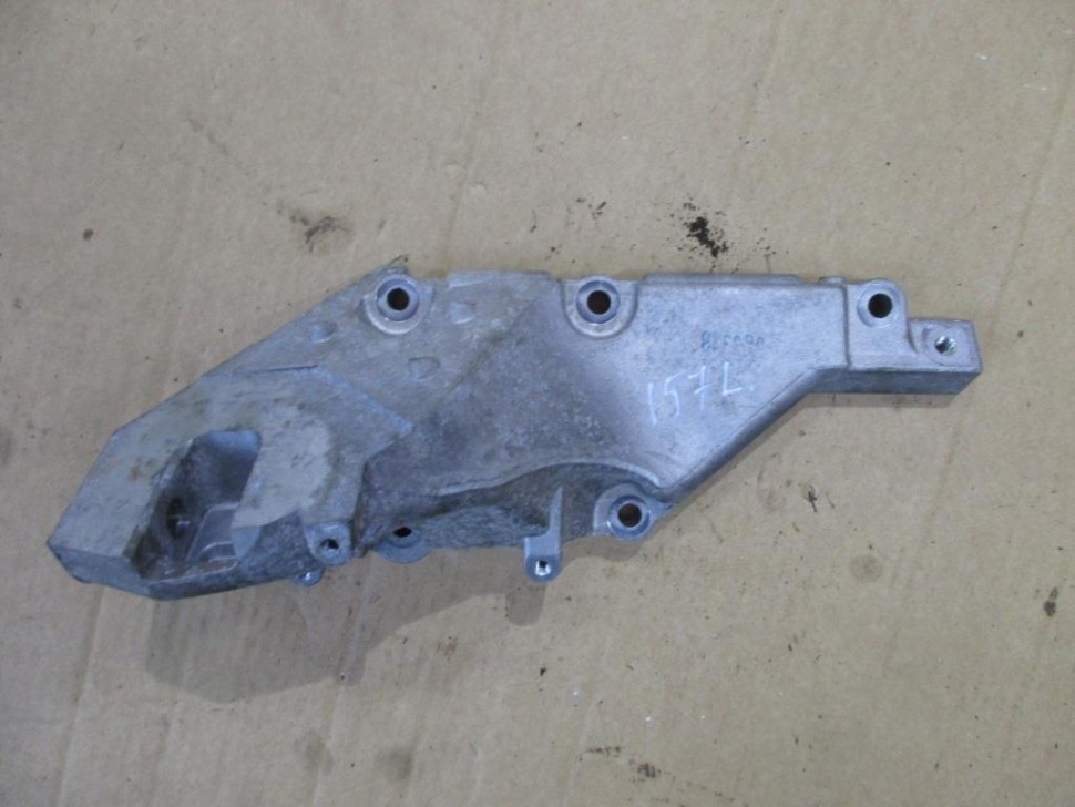 Лапа левая MERCEDES-BENZ GL-класс X166 (2012 - 2016) фото 1 — Разборка Мерседес