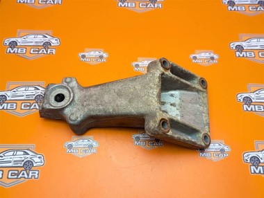 Лапа левая MERCEDES-BENZ Sprinter W901-905 (1995 - 2006) — Разборка Мерседес