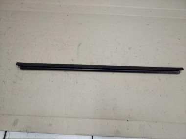 Уплотнитель стекла двери MERCEDES-BENZ E-класс W211/S211 (2002 - 2006) — Разборка Мерседес