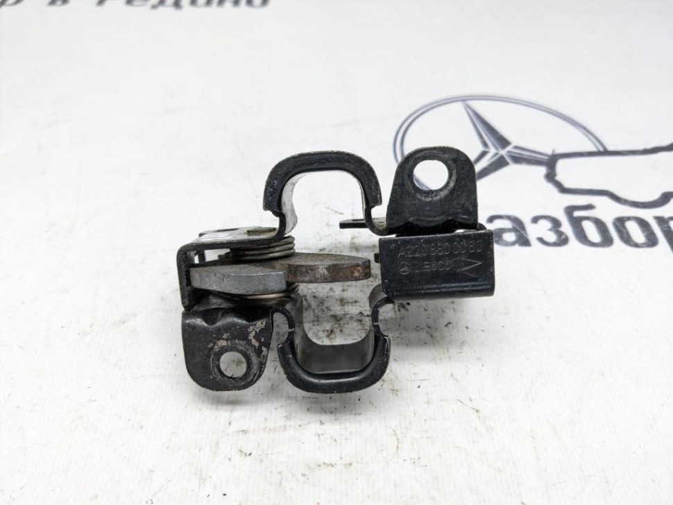 Замок капота MERCEDES-BENZ S-класс W220 (1998 - 2005) фото 1 — Разборка Мерседес