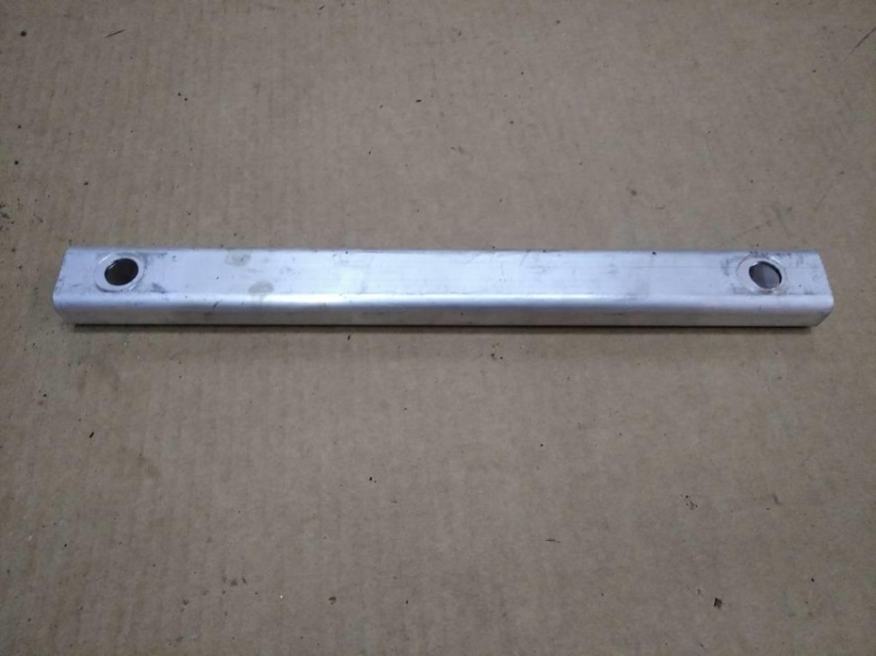 Распорка MERCEDES-BENZ GLE-класс AMG W166 (2015 - 2019) фото 1 — Разборка Мерседес