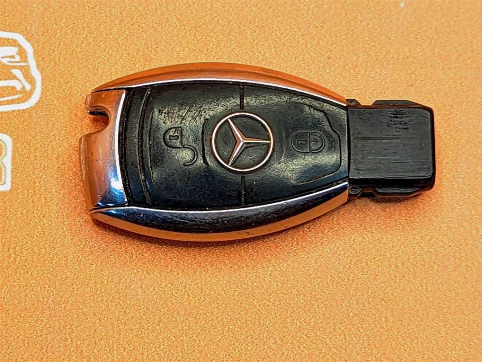 Ключ зажигания MERCEDES-BENZ E-класс W211/S211 (2002 - 2006) фото 1 — Разборка Мерседес
