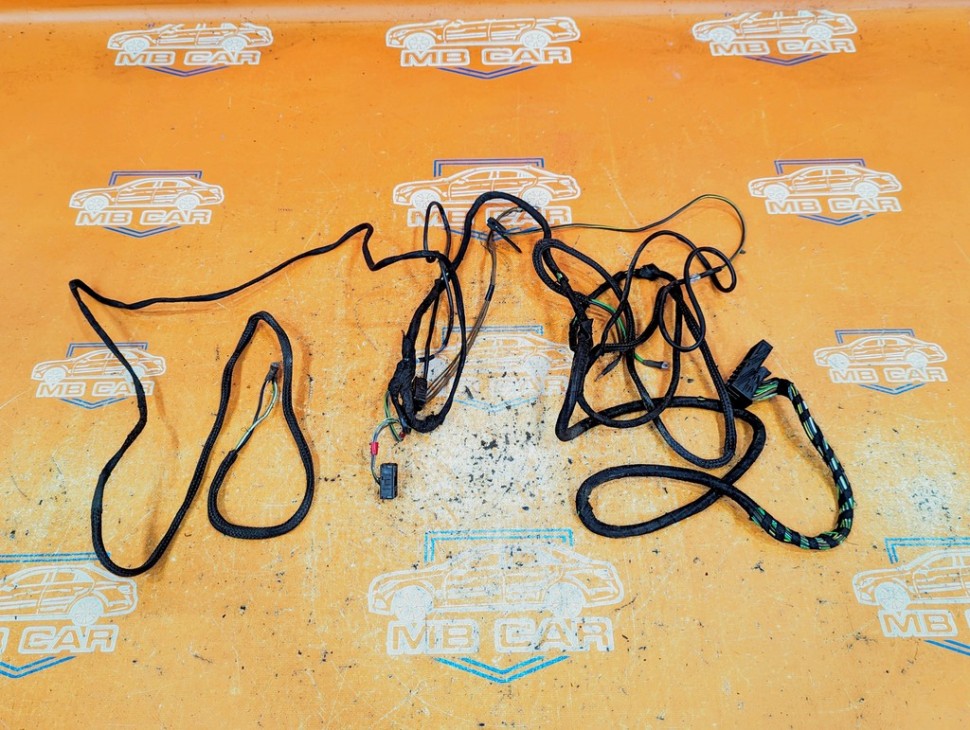 Проводка стеклоподьемников MERCEDES-BENZ E-класс W124/S124/C124/A124 (1984 - 1997) фото 1 — Разборка Мерседес