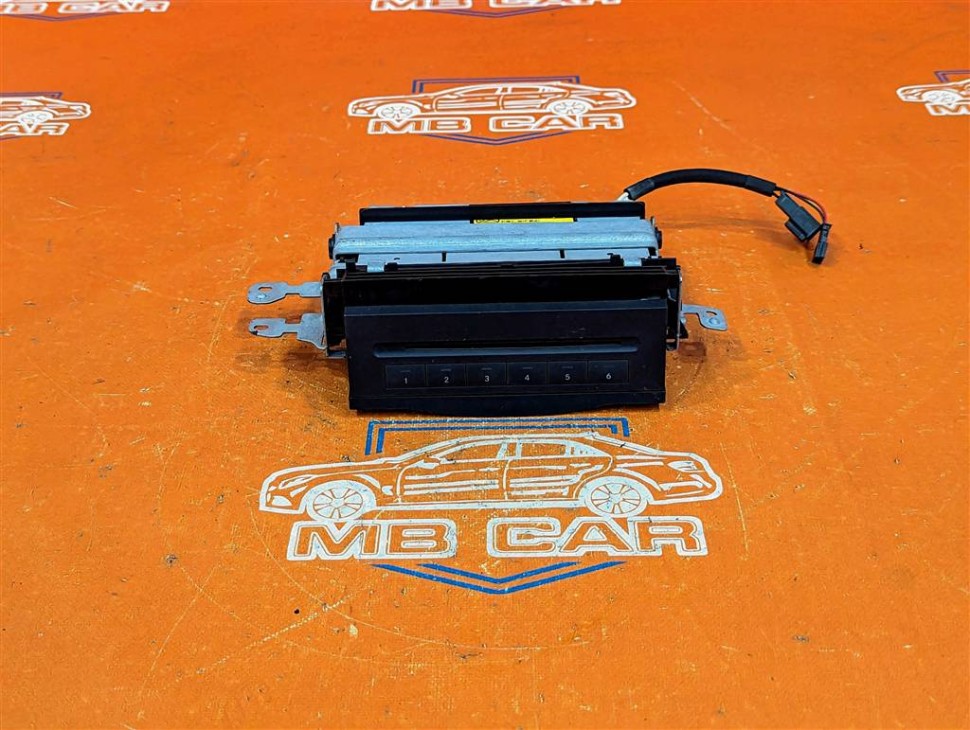 Чейнджер MERCEDES-BENZ M-класс W164 (2005 - 2008) фото 1 — Разборка Мерседес