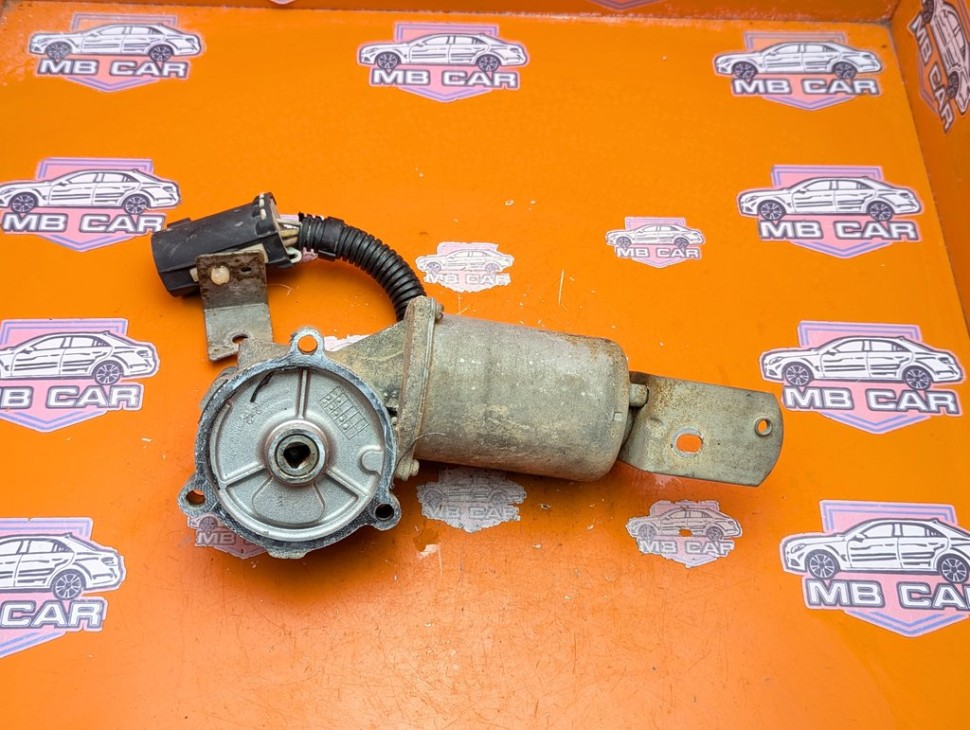 Моторчик раздаточной коробки MERCEDES-BENZ M-класс AMG W163 рестайлинг (2001 - 2005) фото 1 &mdash; Разборка Мерседес