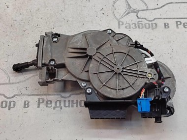 Привод крышки багажника MERCEDES-BENZ GLC-класс AMG X253 (2016 - 2019) — Разборка Мерседес