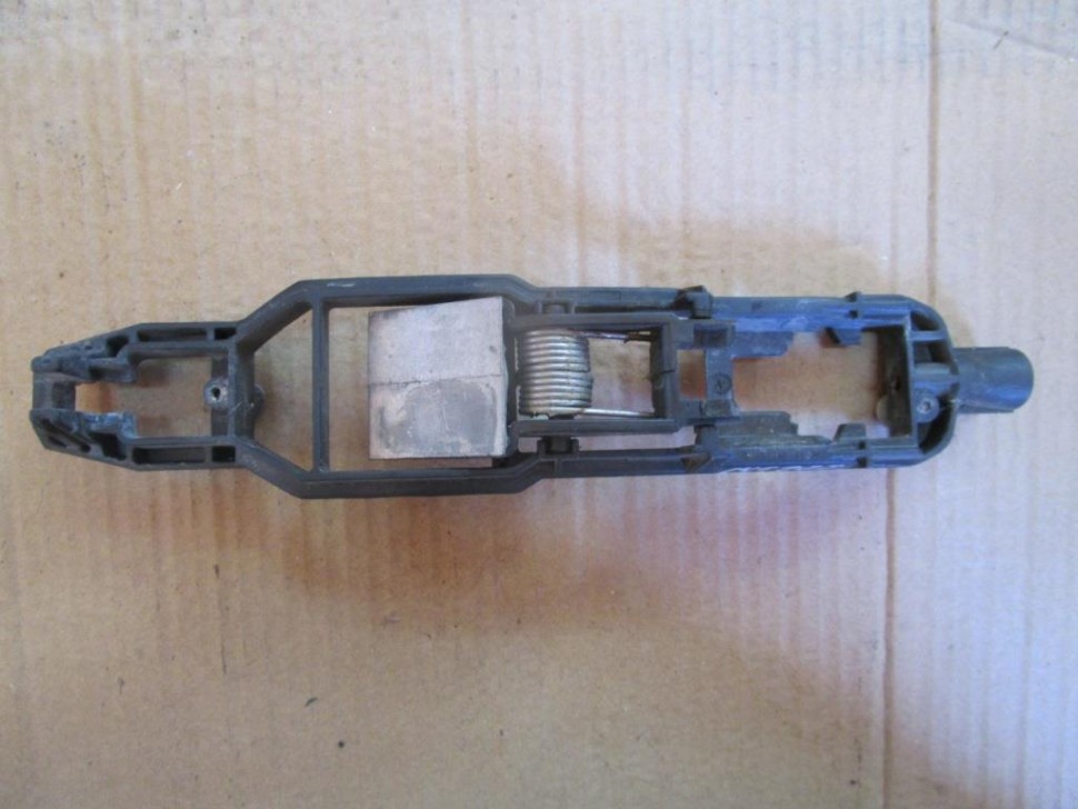 Ответная часть замка двери MERCEDES-BENZ M-класс W163 (1997 - 2001) фото 1 — Разборка Мерседес