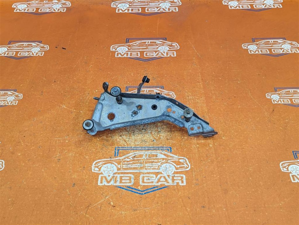 Кронштейн компрессора подвески MERCEDES-BENZ E-класс W213/S213/C238/A238 (2016 - 2021) фото 1 — Разборка Мерседес