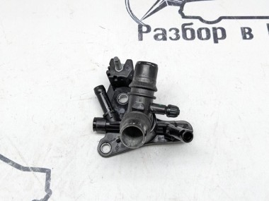 Фланец системы охлаждения MERCEDES-BENZ V-класс W447 рестайлинг (2019 - 2025) — Разборка Мерседес